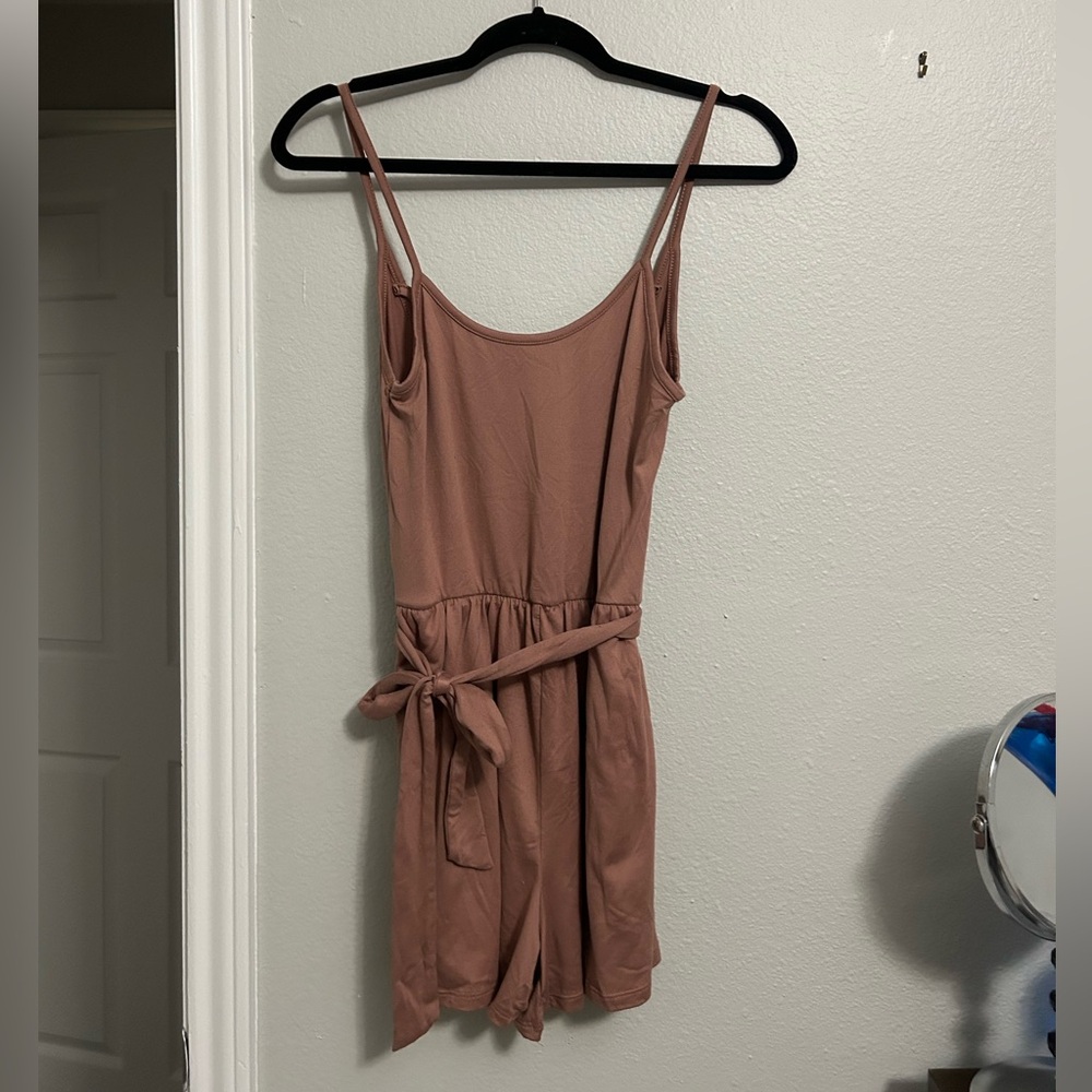 Eyecandy Salmon Romper Women’s Size Large